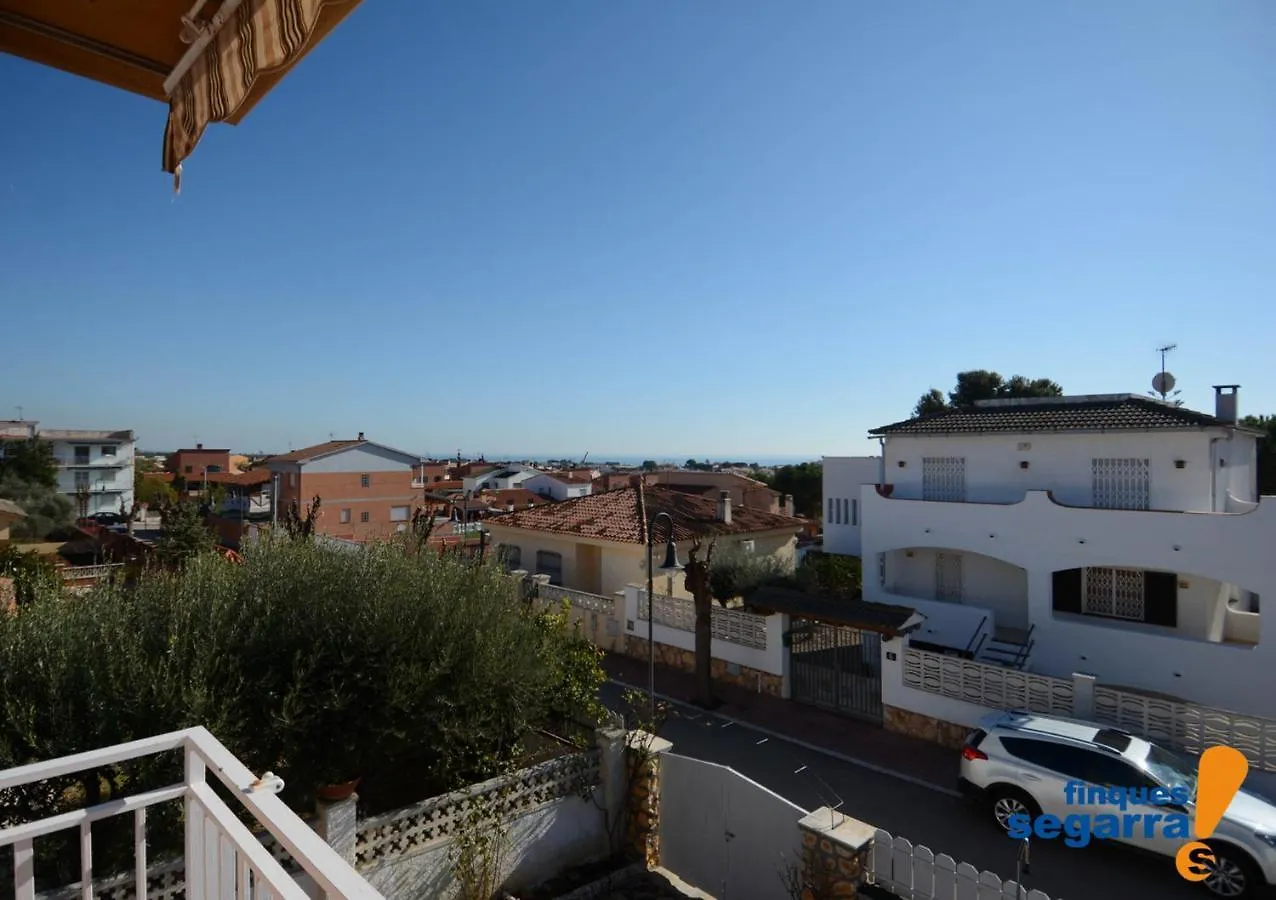 Holiday home Coral Villa Roda de Bera